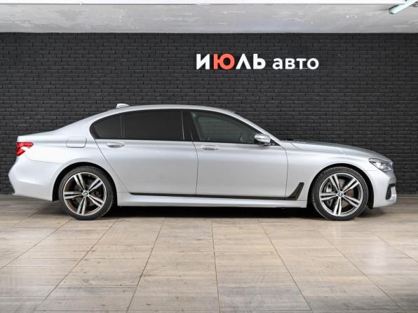 BMW 7 серии VI (G11/G12) с пробегом 2017 года, цена 2 620 000 рублей, 175844 км, седан, Автокод Объявления