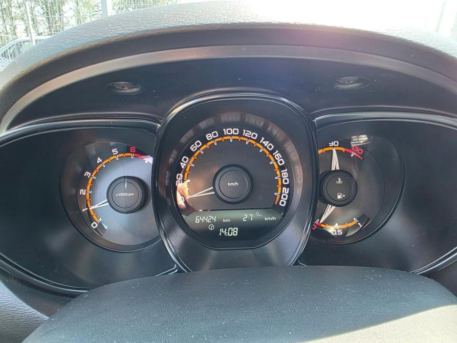 Lada (ВАЗ) Vesta I Ростов-на-Дону  - изображение 12
