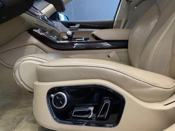 Audi A8 III (D4) Рестайлинг с пробегом 2016 года, цена 2 499 000 рублей, 260900 км, седан, Автокод Объявления