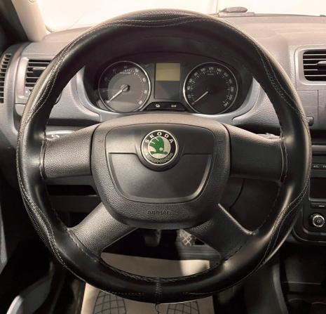 Skoda Fabia II Рестайлинг с пробегом 2011 года, цена 520 000 рублей, 195000 км, хэтчбек, Автокод Объявления
