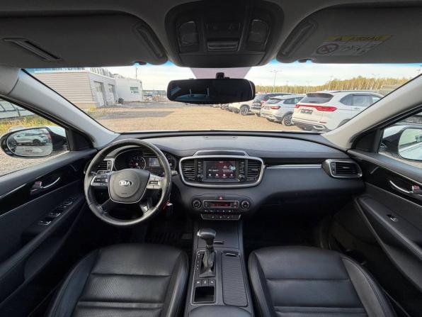 Kia Sorento III Prime Рестайлинг с пробегом 2018 года, цена 2 515 000 рублей, 127000 км, внедорожник, Автокод Объявления