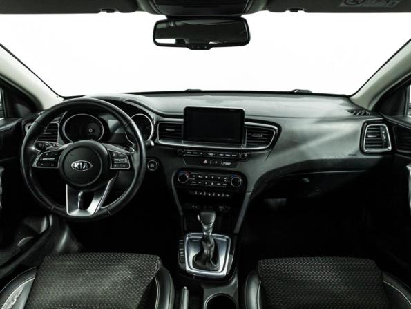 Kia Ceed III с пробегом 2018 года, цена 1 379 700 рублей, 137411 км, хэтчбек, Автокод Объявления