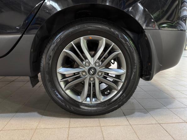 Hyundai ix35 I Рестайлинг с пробегом 2015 года, цена 1 359 000 рублей, 127756 км, внедорожник, Автокод Объявления