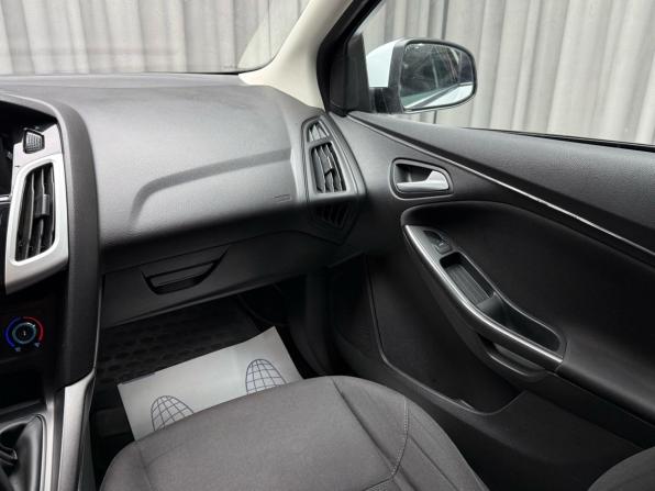 Ford Focus III Рестайлинг с пробегом 2018 года, цена 849 000 рублей, 207356 км, универсал, Автокод Объявления