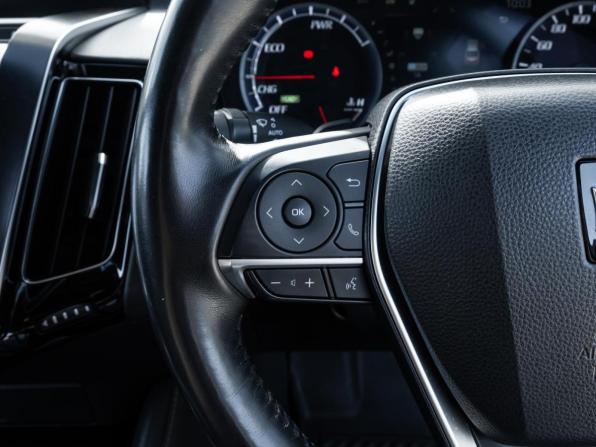 Toyota Crown XV (S220) с пробегом 2019 года, цена 3 190 000 рублей, 119999 км, седан, Автокод Объявления