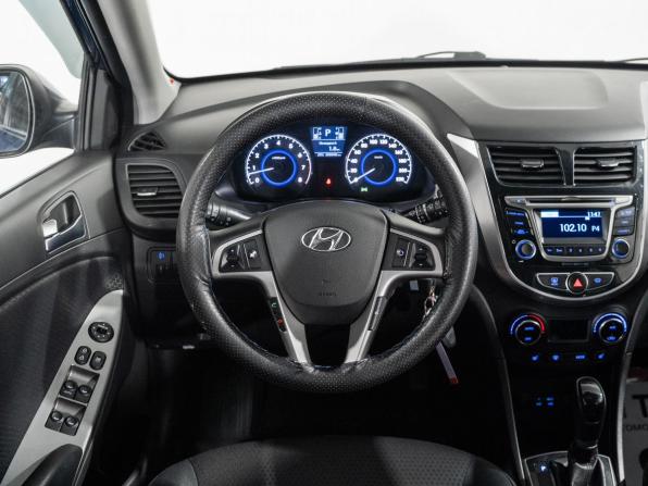 Hyundai Solaris I Рестайлинг с пробегом 2015 года, цена 849 500 рублей, 208845 км, хэтчбек, Автокод Объявления
