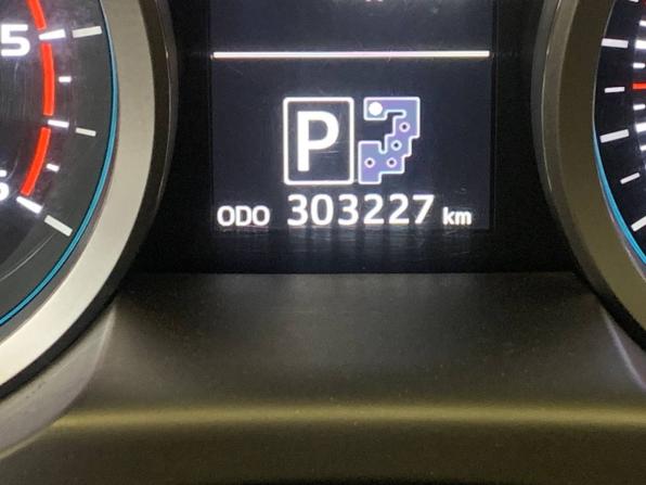 Toyota Land Cruiser 200 Series Рестайлинг 1 с пробегом 2014 года, цена 3 675 000 рублей, 303227 км, внедорожник, Автокод Объявления