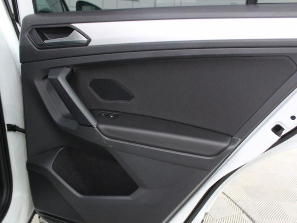 Volkswagen Tiguan II Рестайлинг с пробегом 2022 года, цена 2 850 000 рублей, 84400 км, внедорожник, Автокод Объявления