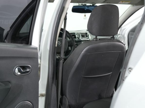Renault Logan II с пробегом 2016 года, цена 610 000 рублей, 146000 км, седан, Автокод Объявления