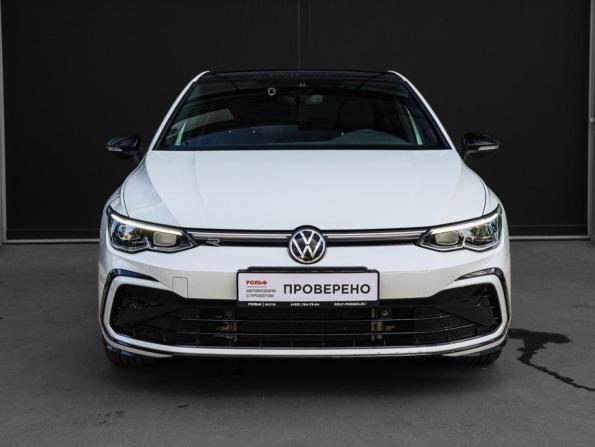 Volkswagen Golf VIII с пробегом 2022 года, цена 2 779 000 рублей, 33269 км, хэтчбек, Автокод Объявления