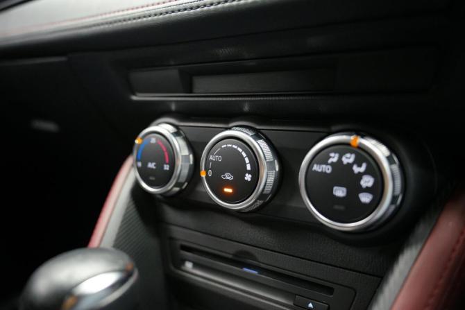 Mazda CX-3 I с пробегом 2016 года, цена 1 580 000 рублей, 134000 км, внедорожник, Автокод Объявления