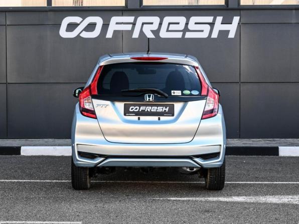 Honda Fit III Рестайлинг с пробегом 2019 года, цена 1 124 000 рублей, 123244 км, хэтчбек, Автокод Объявления