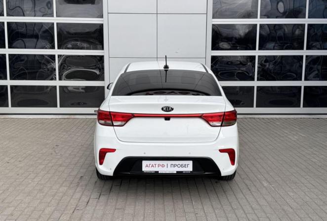Kia Rio IV с пробегом 2018 года, цена 845 000 рублей, 211567 км, седан, Автокод Объявления