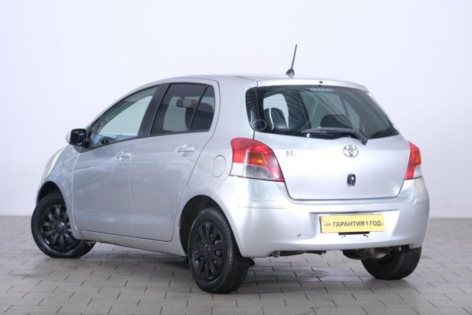 Toyota Vitz II (XP90) с пробегом 2010 года, цена 799 000 рублей, 127117 км, хэтчбек, Автокод Объявления