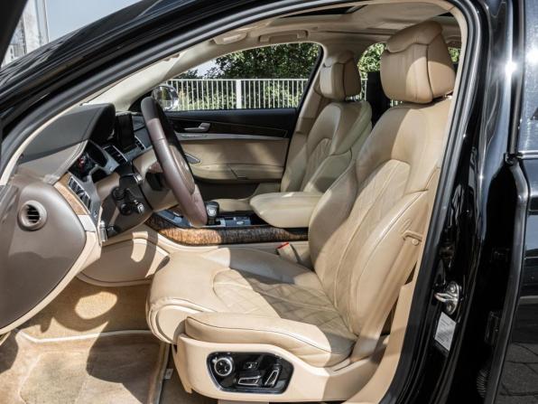 Audi A8 III (D4) Рестайлинг с пробегом 2015 года, цена 2 690 000 рублей, 327856 км, седан, Автокод Объявления