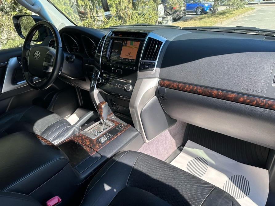 Toyota Land Cruiser 200 Series Рестайлинг 1 Санкт-Петербург  - изображение 26