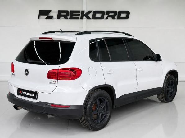 Volkswagen Tiguan I Рестайлинг с пробегом 2014 года, цена 1 349 000 рублей, 207412 км, внедорожник, Автокод Объявления