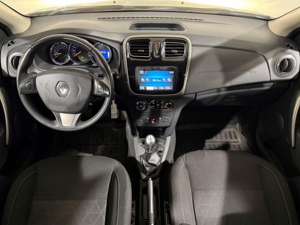 Renault Sandero II с пробегом 2014 года, цена 799 800 рублей, 172000 км, хэтчбек, Автокод Объявления