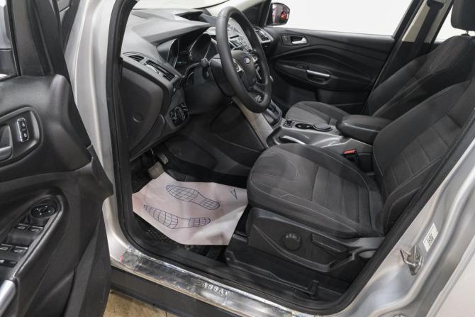 Ford Kuga II с пробегом 2016 года, цена 1 499 000 рублей, 113961 км, внедорожник, Автокод Объявления