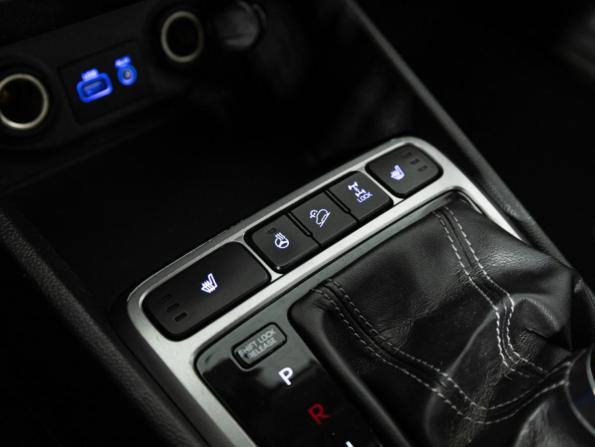 Hyundai Creta I с пробегом 2016 года, цена 1 699 700 рублей, 152851 км, внедорожник, Автокод Объявления