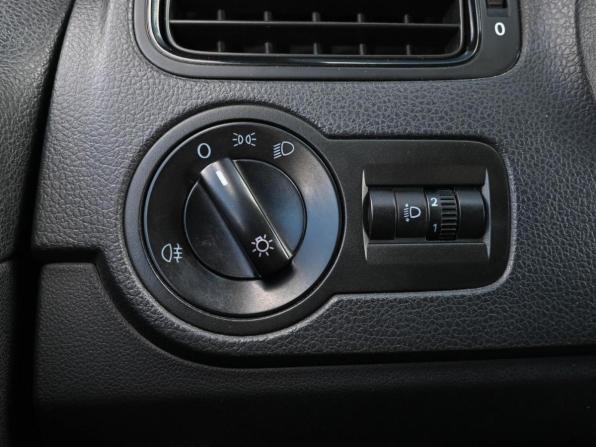 Volkswagen Polo V с пробегом 2013 года, цена 779 000 рублей, 197021 км, седан, Автокод Объявления