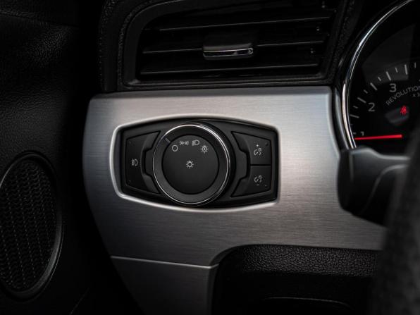Ford Mustang VI с пробегом 2015 года, цена 2 150 000 рублей, 165099 км, купе, Автокод Объявления