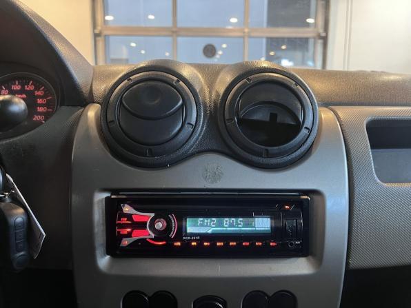 Renault Sandero I с пробегом 2013 года, цена 570 000 рублей, 120053 км, хэтчбек, Автокод Объявления