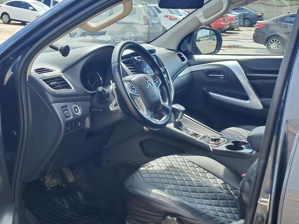 Mitsubishi Pajero Sport III с пробегом 2018 года, цена 2 490 000 рублей, 180434 км, внедорожник, Автокод Объявления