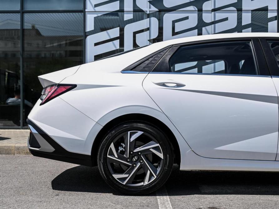 Hyundai Elantra VII (CN7) Рестайлинг Волгоград  - изображение 11