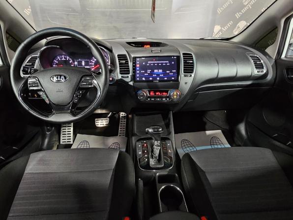 Kia Cerato III Рестайлинг (Classic) с пробегом 2018 года, цена 1 390 000 рублей, 177720 км, седан, Автокод Объявления