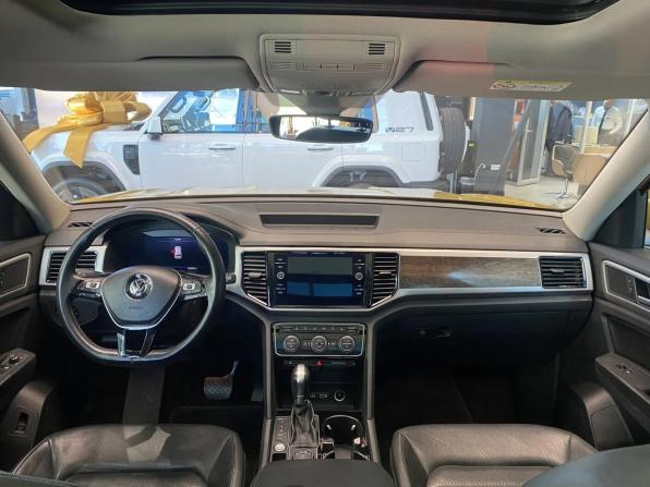 Volkswagen Teramont I с пробегом 2018 года, цена 2 999 000 рублей, 137690 км, внедорожник, Автокод Объявления