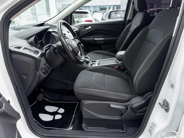 Ford Kuga II Рестайлинг с пробегом 2018 года, цена 1 757 000 рублей, 96363 км, внедорожник, Автокод Объявления