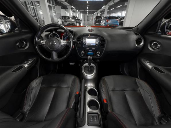 Nissan Juke I с пробегом 2012 года, цена 1 030 000 рублей, 155501 км, внедорожник, Автокод Объявления