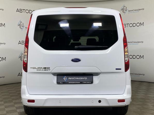 Ford Tourneo Connect II Рестайлинг с пробегом 2018 года, цена 1 549 900 рублей, 169643 км, минивэн, Автокод Объявления
