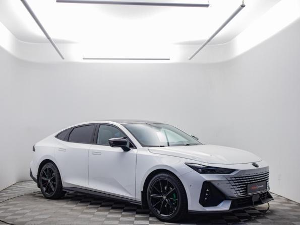 Changan UNI-V I с пробегом 2023 года, цена 1 837 000 рублей, 88997 км, лифтбек, Автокод Объявления