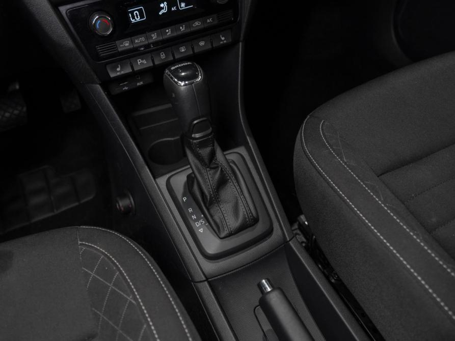 Skoda Rapid I Рестайлинг Москва  - изображение 14