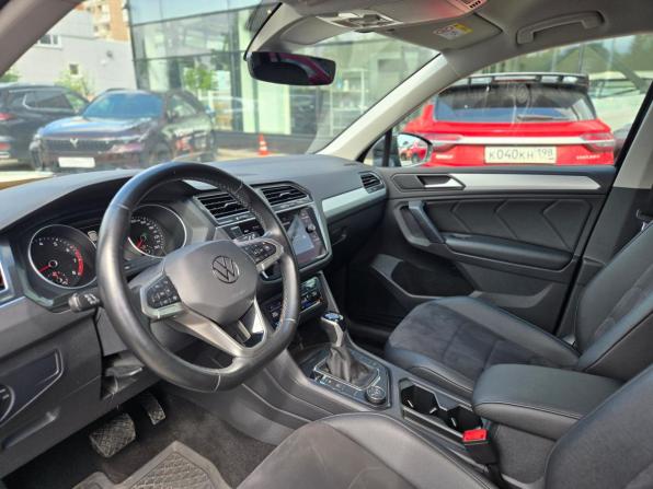 Volkswagen Tiguan II Рестайлинг с пробегом 2021 года, цена 2 599 000 рублей, 168000 км, внедорожник, Автокод Объявления