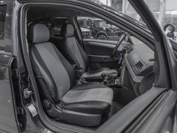 Opel Astra H Рестайлинг с пробегом 2010 года, цена 385 000 рублей, 251780 км, хэтчбек, Автокод Объявления