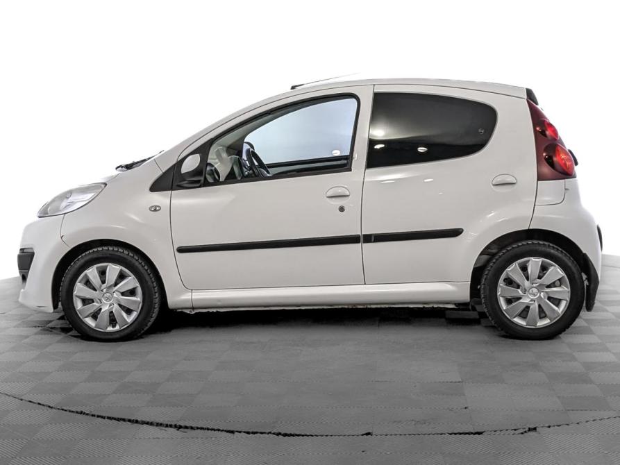 Peugeot 107 I Рестайлинг 2 Москва  - изображение 8