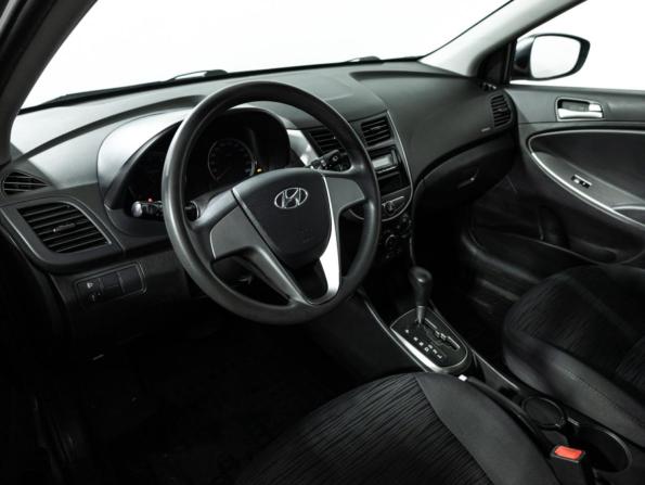 Hyundai Solaris I Рестайлинг с пробегом 2015 года, цена 849 585 рублей, 157418 км, хэтчбек, Автокод Объявления
