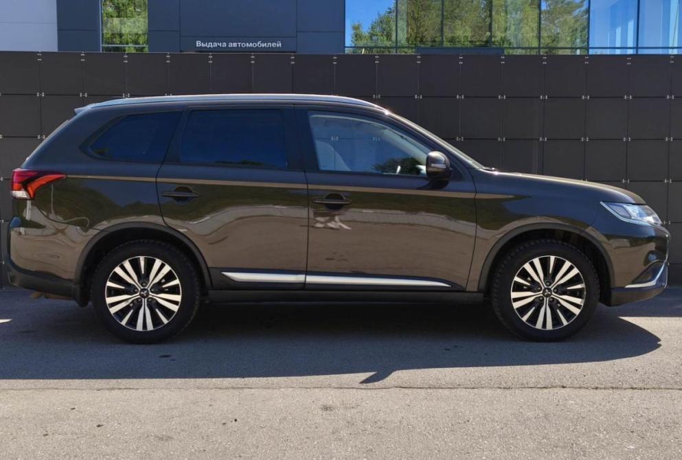 Mitsubishi Outlander III Рестайлинг 3 Сыктывкар  - изображение 5