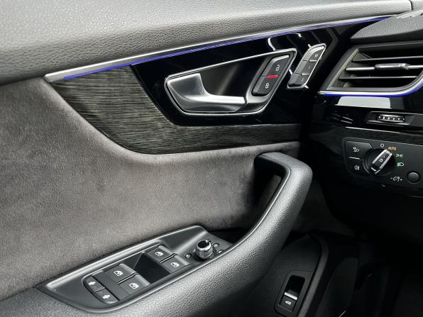 Audi Q7 II (4M) с пробегом 2018 года, цена 4 490 000 рублей, 155768 км, внедорожник, Автокод Объявления