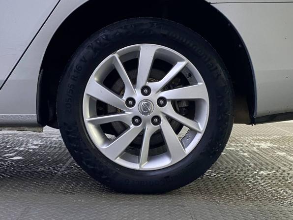 Nissan Sentra VII (B17) с пробегом 2014 года, цена 880 000 рублей, 183558 км, седан, Автокод Объявления
