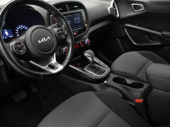 Kia Soul III с пробегом 2021 года, цена 2 215 000 рублей, 105861 км, хэтчбек, Автокод Объявления