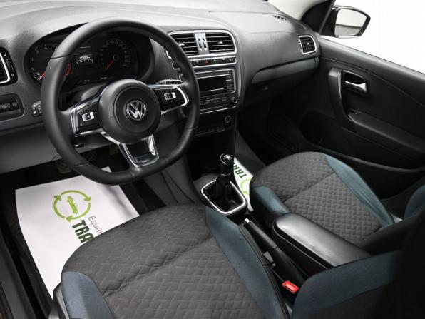 Volkswagen Polo V Рестайлинг с пробегом 2020 года, цена 1 245 000 рублей, 149288 км, седан, Автокод Объявления