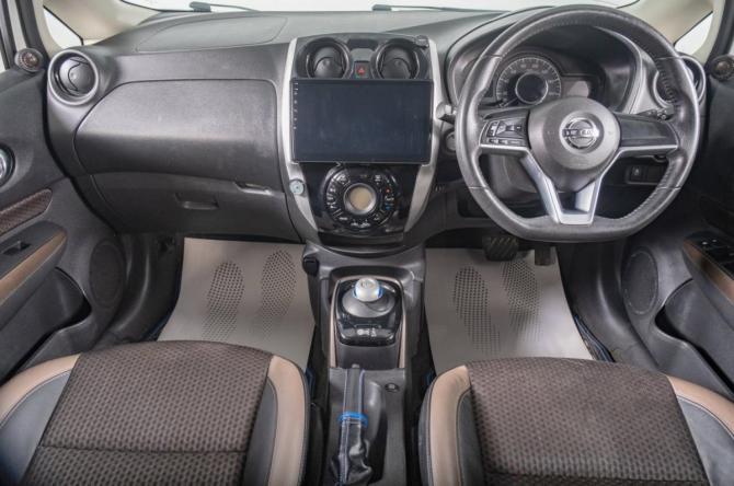 Nissan Note II Рестайлинг с пробегом 2017 года, цена 1 349 000 рублей, 110000 км, хэтчбек, Автокод Объявления