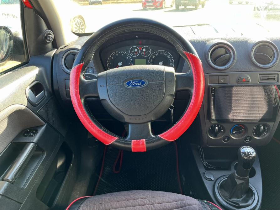 Ford Fusion I Рестайлинг Великие Луки  - изображение 17