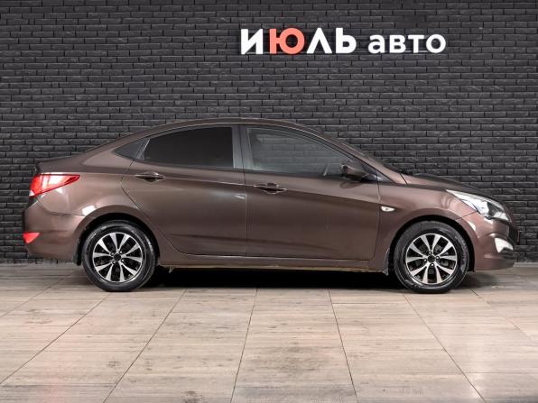Hyundai Solaris I Рестайлинг с пробегом 2015 года, цена 1 100 000 рублей, 131986 км, седан, Автокод Объявления