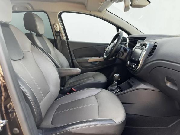 Renault Kaptur I с пробегом 2017 года, цена 1 500 000 рублей, 118519 км, внедорожник, Автокод Объявления