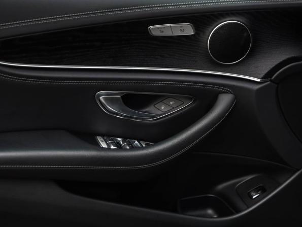 Mercedes-Benz E-Класс V (W213 S213 C238) с пробегом 2019 года, цена 3 249 000 рублей, 116900 км, седан, Автокод Объявления